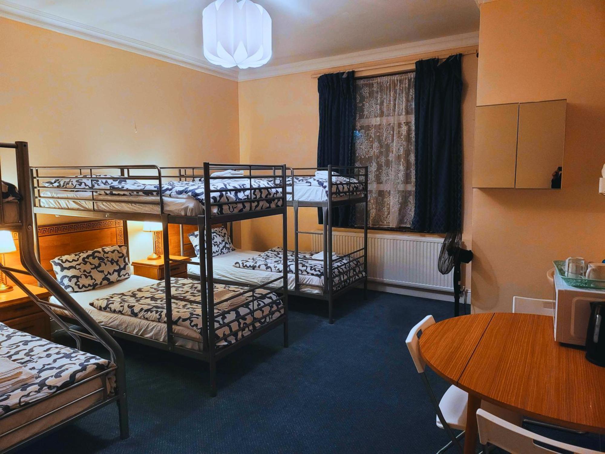 Helen'S Hotel Near Wembley London Eksteriør bilde